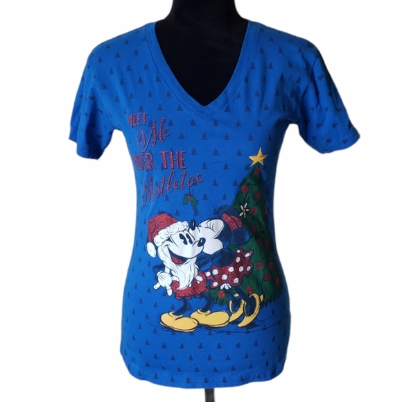 B2G1 Disney Store Holiday Mickey & Minnie V-neck - Picture 1 of 6